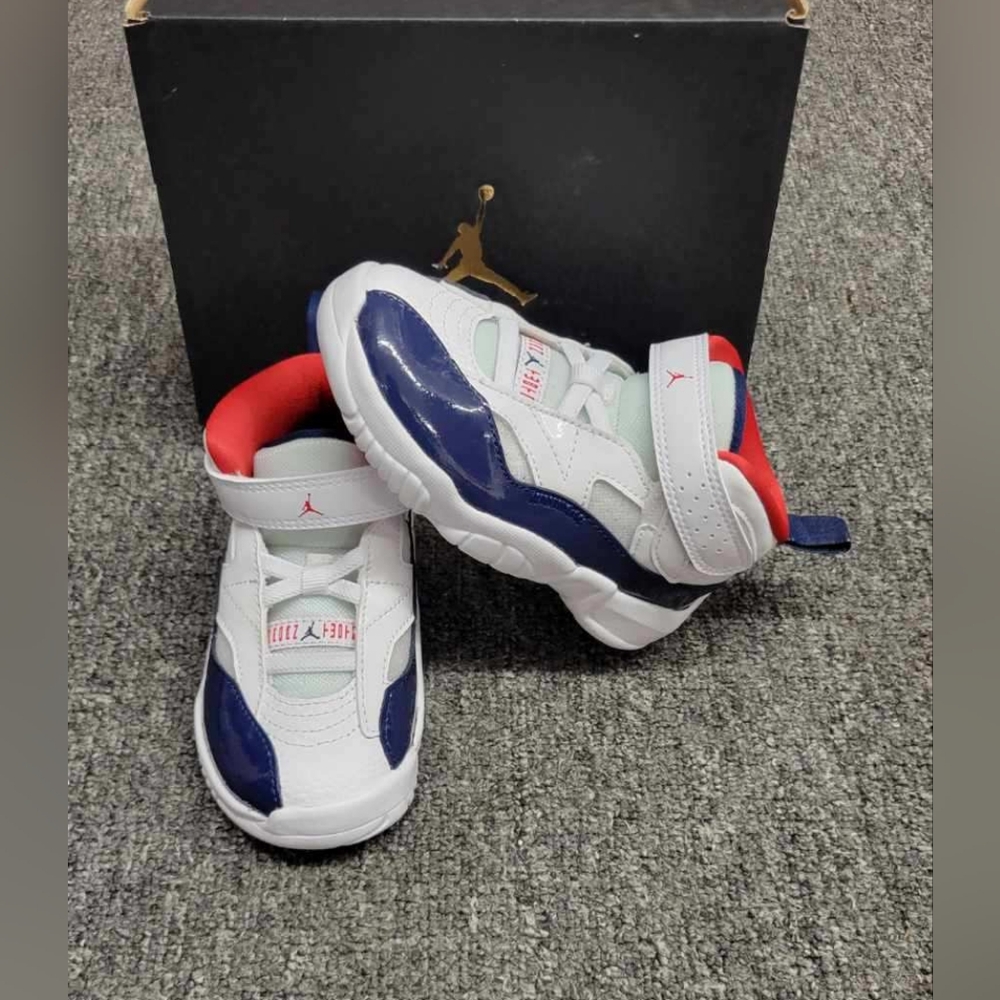 Jordan Jumpman Two Trey Toddler Shoes DQ8433 102 Size 8C Basketball Shoe (new)